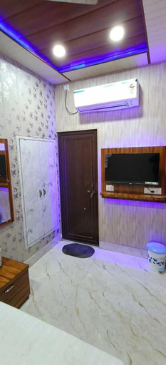 Room 4, Lal Mani Kothi Homestay, Varanasi