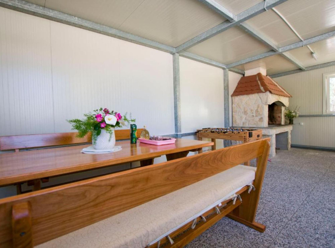 BBQ/picnic area 2, Camping Mobile Homes Bella Vita Biograd na Moru, Biograd na Moru