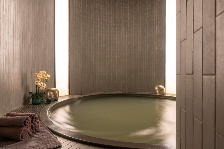 Bathroom 5, Radisson Blu Lagos Ikeja, Kosofe