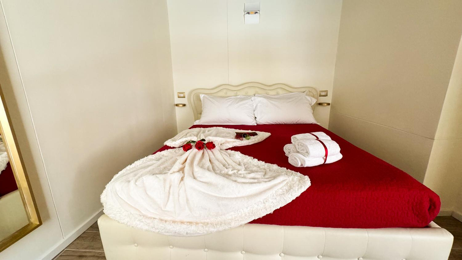 Others 3, Graceful Venice Barnaba Suite by Ca-Sa Check, Venezia