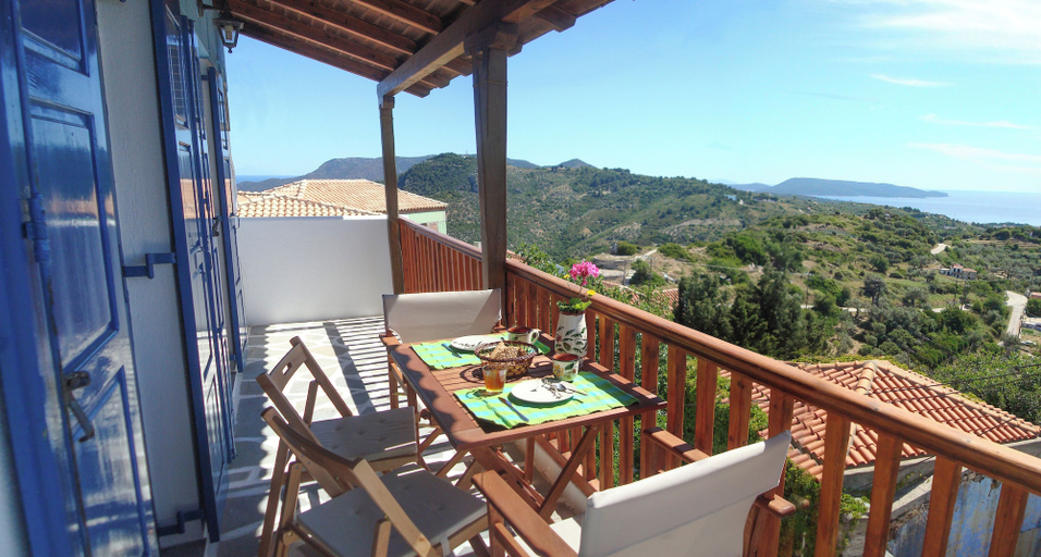 Room 3, Asteri Living, Thessaly