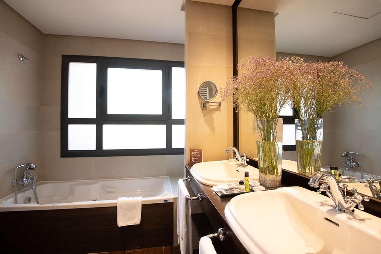 Bathroom 5, Intelier Airén, Ciudad Real