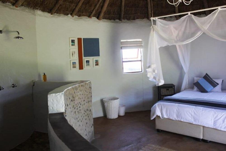 Bedroom 2, Swell Eco Lodge, O.R.Tambo