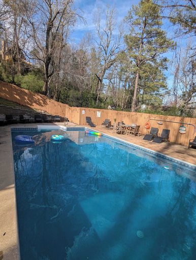 Pool 2, Observatory Drive Terrace House, Jefferson