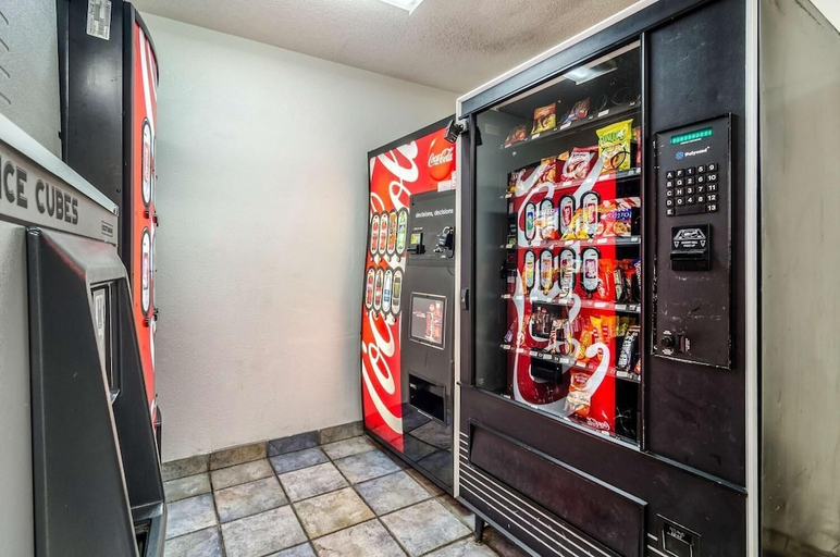 Food & Drinks, Motel6 Warren, MI - Detroit East, Macomb