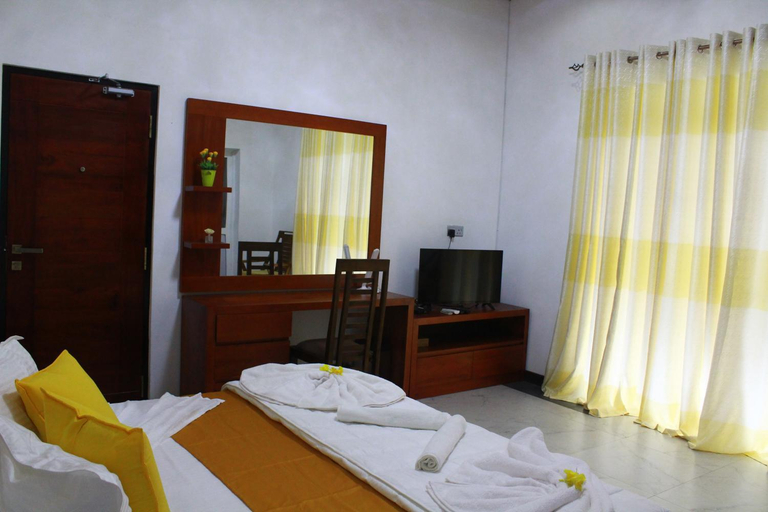 Bedroom 2, Cogent Holiday Home, Udunuwara