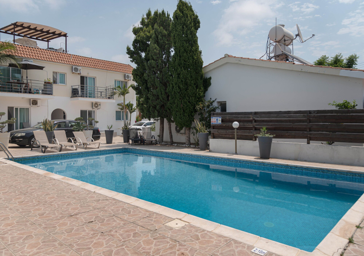 Sport & Beauty, Phaedrus Living Olga Residence