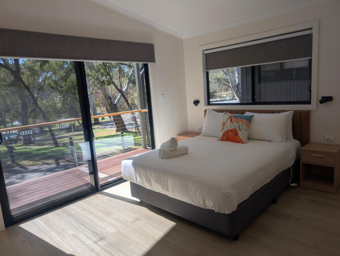 Bedroom 2, Belair National Park Holiday Park, Adelaide