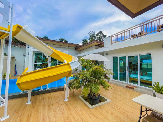 Outdoor pool 3, Le poulet poolvilla khanom, Khanom