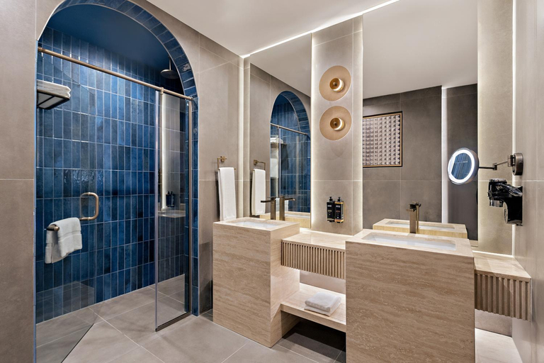 Bathroom 4, MERCURE ABU DHABI DOWNTOWN, Abu Dhabi City