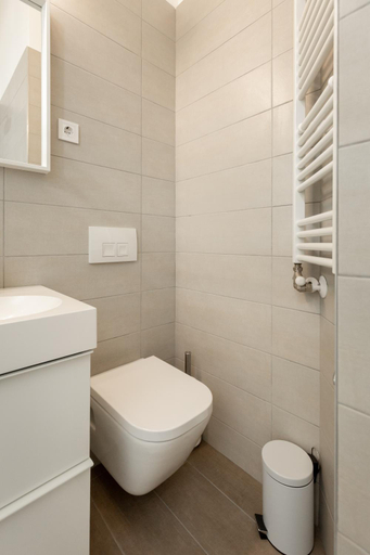 Bathroom 3, Eiffel Apartments, Budapesti