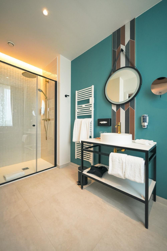 Bathroom 4, Martin's Klooster, Vlaams Brabant