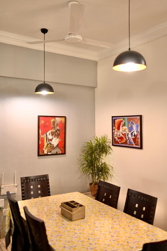 Others 2, Neelam Homestay - Lemon Room, Kolkata