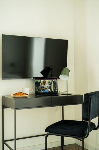 Room 3, RentUp Suites Palmas Park Buenavista, San Fernando (2)