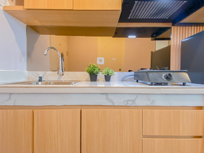 Others 4, Classic Studio at Tokyo Riverside PIK 2 Apartement By Travelio, Tangerang