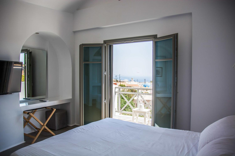 Bedroom 4, Amphitrite Suites Santorini, South Aegean