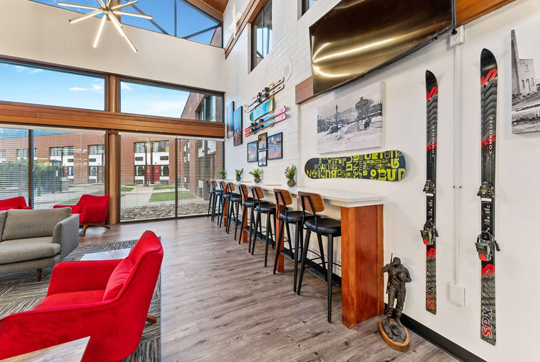Food & Drinks, Cedar City - UT, Iron