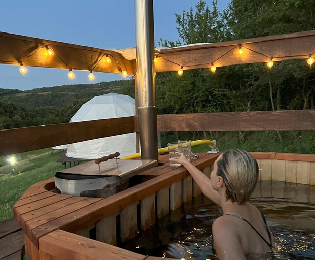 Others 5, Sanctum Glamping, Ciresu