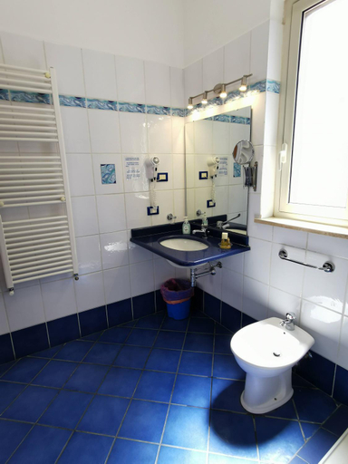 Bathroom 4, Al Baglio, Palermo