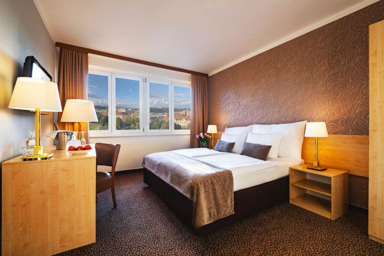 Bedroom 3, Charles Central, Praha 7