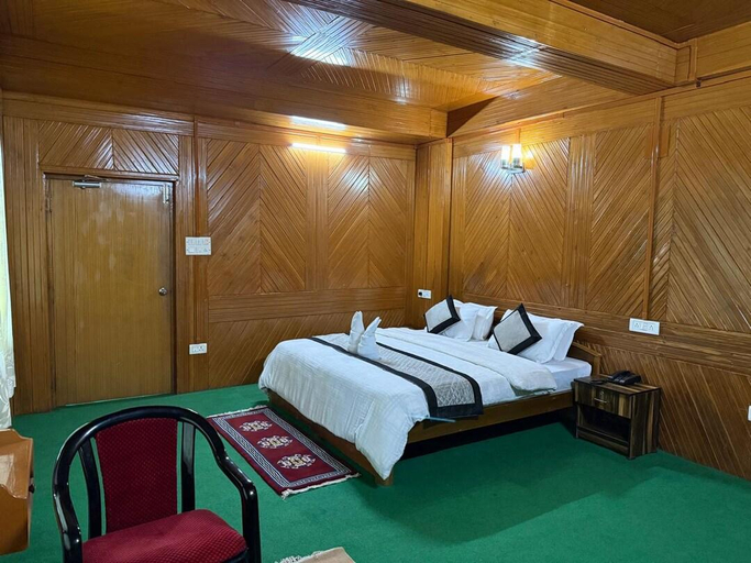 Bedroom 2, Hotel Tawang Holiday, Tawang