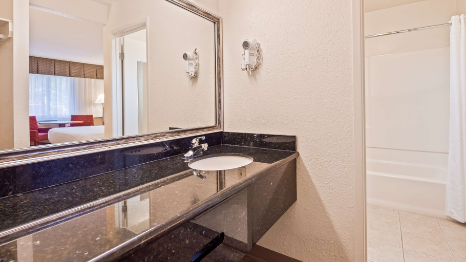 Bathroom 4, Best Western Golden Key, Placer