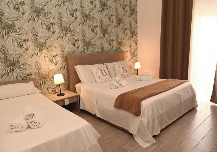 Bedroom 3, Bovio Square XIV, Napoli