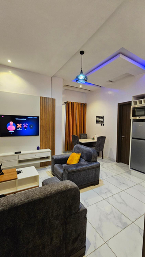 Others 4, Sapphire Residences by Crystal, Mushin