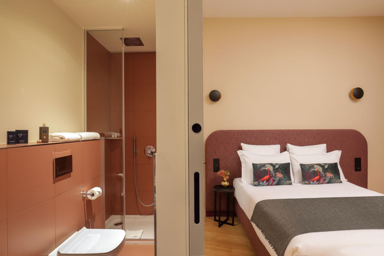 Bedroom 2, 9Hotel Cesari, Rome