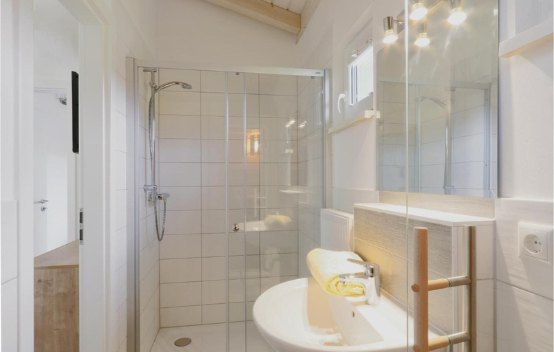Bathroom, Ferienhausdorf Thale, Harz