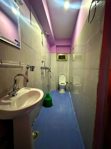 Bathroom, Hotel Green City Inn, Gandaki