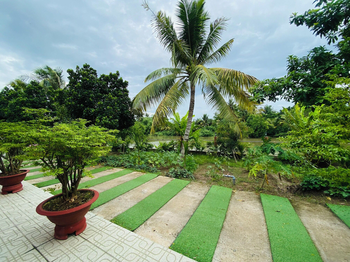 Property grounds 3, Rooster Mekong Resort, Chợ Lách