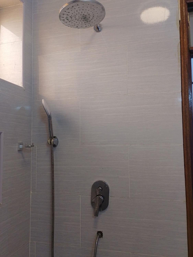 Bathroom 5, Casa Marabella A2, Msambweni