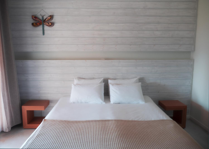 Bedroom 2, Xanthippi Hotel Apartments, Attica