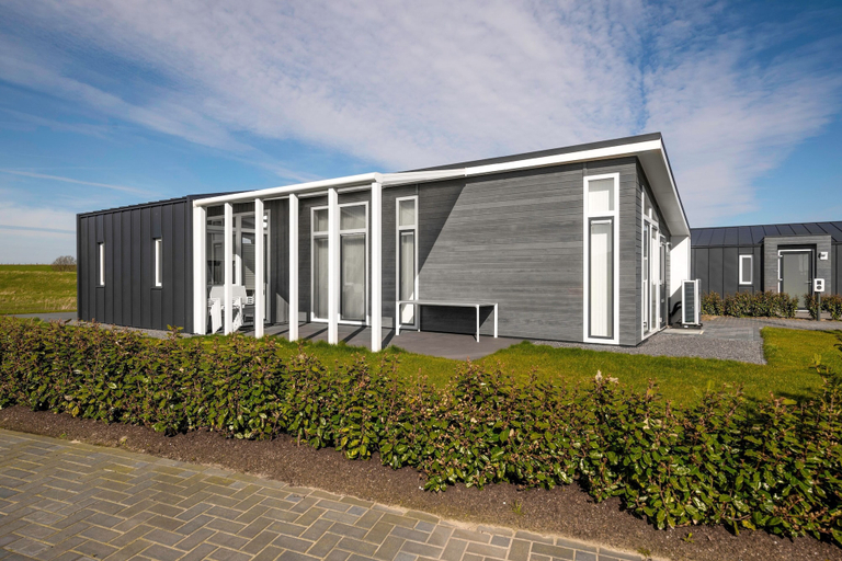 Primary image, Modern Wemeldinge Holiday Home for 6, Kapelle