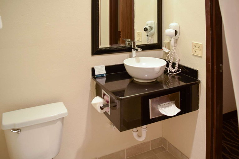 Bathroom 4, Quality Inn Umatilla - Hermiston, Umatilla