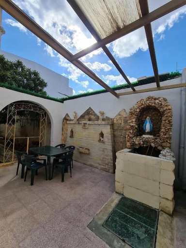 Others 3, EEM student Guest House - shared rooms