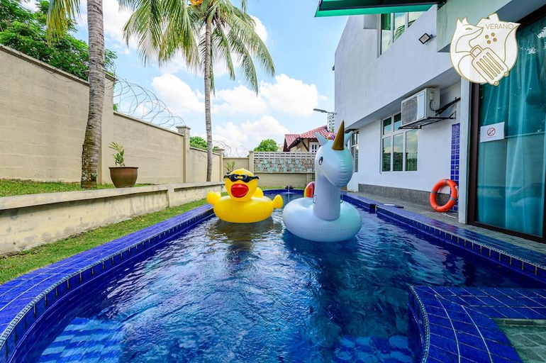 Sport & Beauty 5, 6BR Ampang Pool Villa 26P with Garden, Ampang