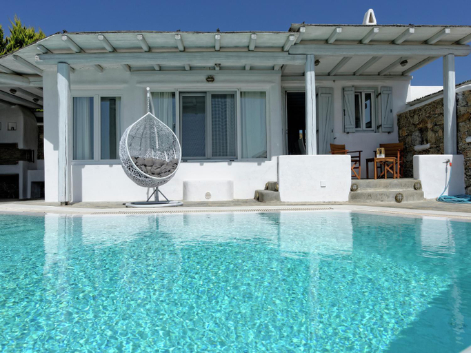 Sport & Beauty 2, Villa in Mykonos with Sea View and Pool, South Aegean