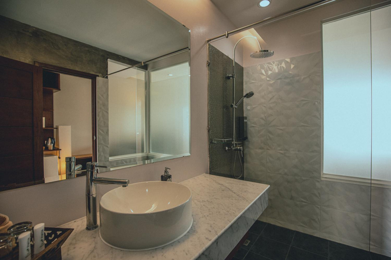 Bathroom 5, Le Patta Resort & Hotel Chiang Rai, Muang Chiang Rai