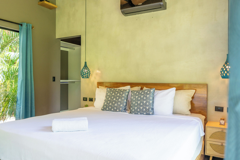 Room 4, Mira Bungalow, Talamanca