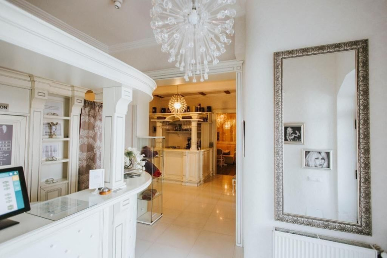 Reception 3, Carol Boutique, Municipiul Bucuresti