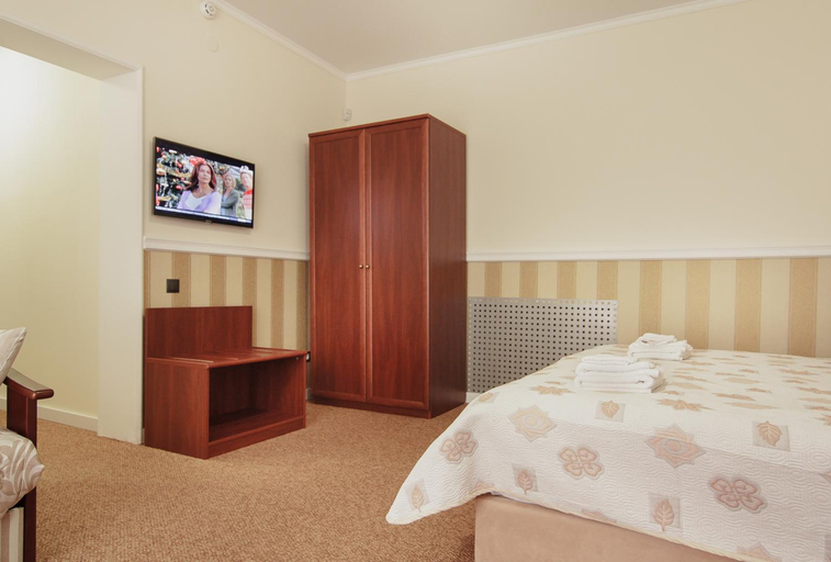 Facilities 4, Consul Hotel, Odes'ka