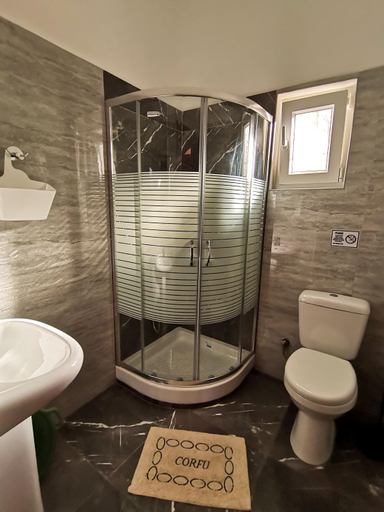 Bathroom 2, Ilias Apartments, Ionian Islands