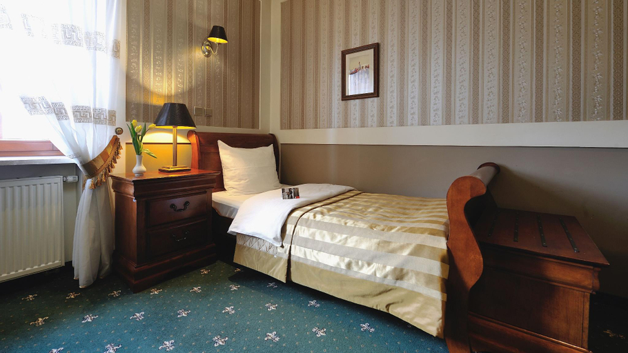Bedroom 3, Hotel Diament Arsenal Palace Katowice/Chorzów, Siemianowice Śląskie