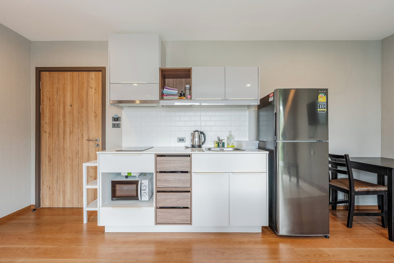 Private kitchen, Modern Condo Walk to Rawai Beach C188, Phuket Island