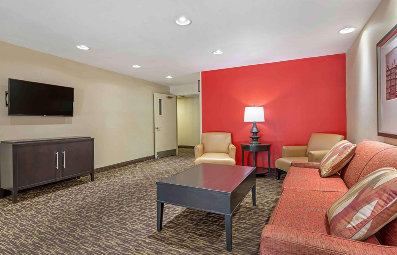 Public Area, Studio 6 Corporate Extended Stay Indianapolis, IN - North Carmel, Hamilton