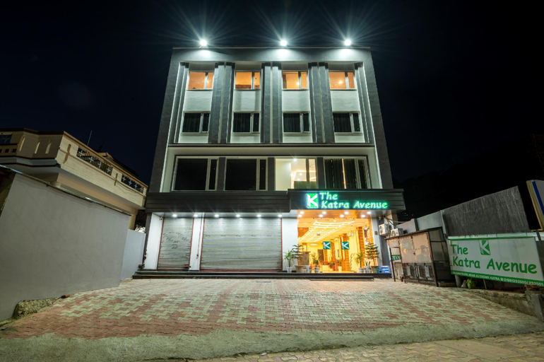 Exterior & Views 2, Hotel The Katra Avenue, Reasi