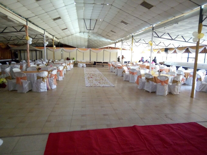 Outdoor banquet area, The Sportmans Arms Hotel, Laikipia East