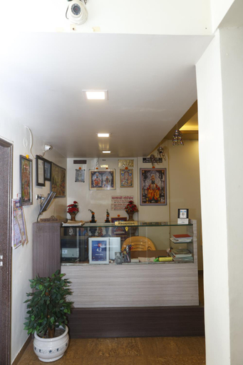 Others 4, BALAJI LODGING, Solapur